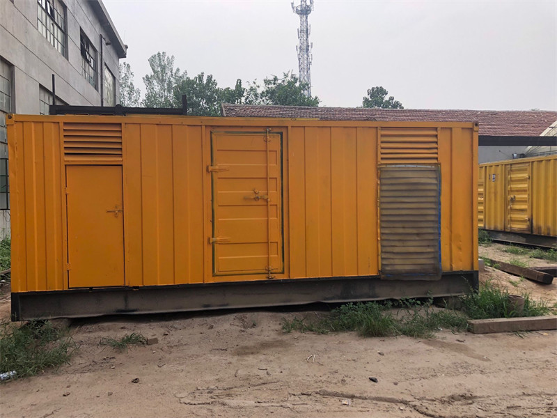 环县发电机出租进行负载测试时，电瓶电量不足的具体判断标准是什么？